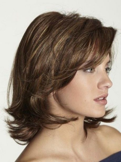 layer-cut-for-medium-wavy-hair-59_5 Layer cut for medium wavy hair