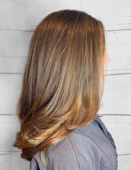 layered-haircuts-for-medium-long-hair-64_16 Layered haircuts for medium long hair