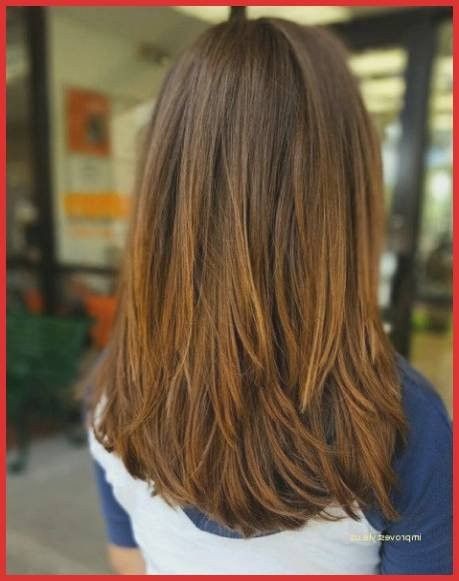 medium-length-hair-with-long-layers-87_15 Medium length hair with long layers