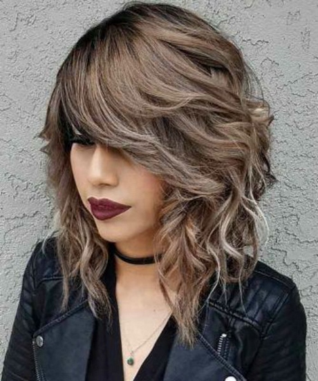 thick-hairstyles-with-bangs-07_19 Thick hairstyles with bangs