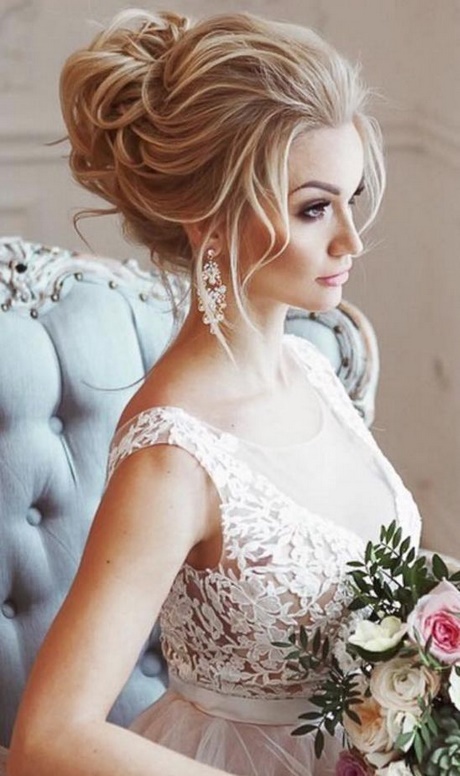 bride-updos-2018-65_17 Bride updos 2018