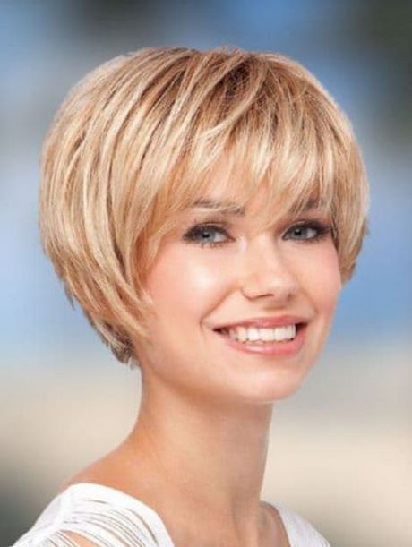 hairstyles-bobs-2022-29_2 Hairstyles bobs 2022