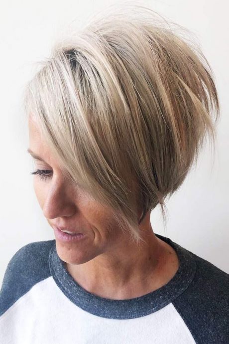 short-hairstyles-for-women-over-50-2022-04_13 Short hairstyles for women over 50 2022