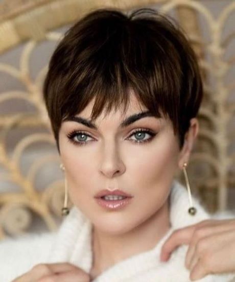 short-hairstyles-women-over-50-2022-58_8 Short hairstyles women over 50 2022