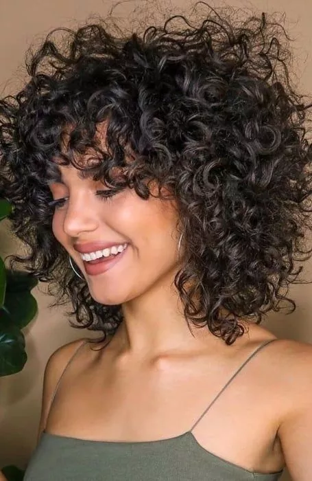 hairstyles-for-natural-curly-hair-2024-43_11-3 Hairstyles for natural curly hair 2024