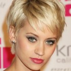 Ideas for short hairstyles for women