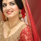 Latest bridal hairstyles in pakistan
