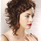 Short hair styles with curls