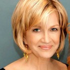 Short hairstyles for older women pictures