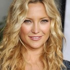 Wavy hairstyles for women