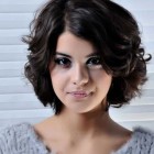 Short hairstyles for ladies with round faces