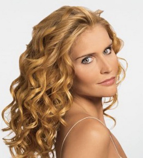 curly-hair-hairstyles-for-women-49-14 Curly hair hairstyles for women