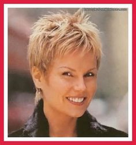 easy-hairstyles-for-short-hair-over-50-54-15 Easy hairstyles for short hair over 50