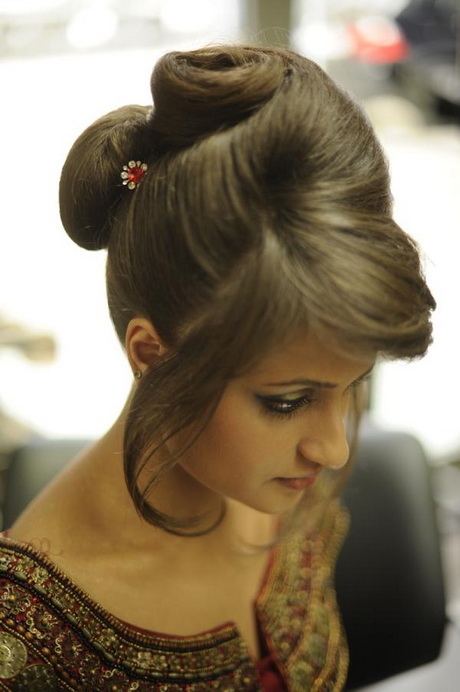 indian-wedding-hairstyles-for-long-hair-31-7 Indian wedding hairstyles for long hair