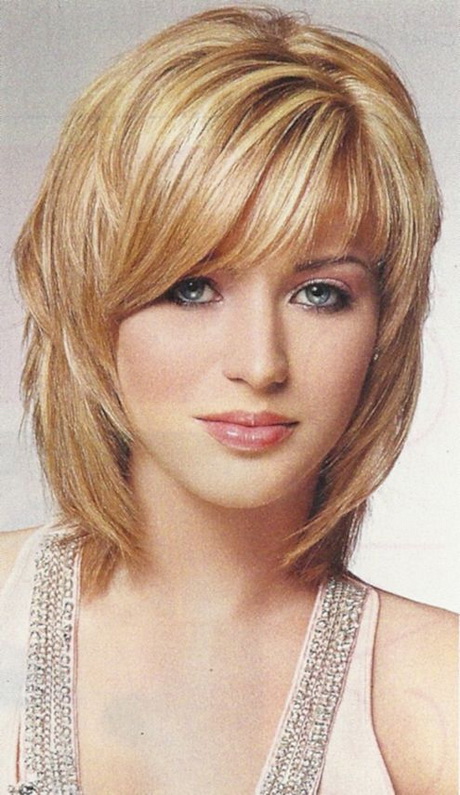 Layered Haircuts For Round Faces Style And Beauty 3692