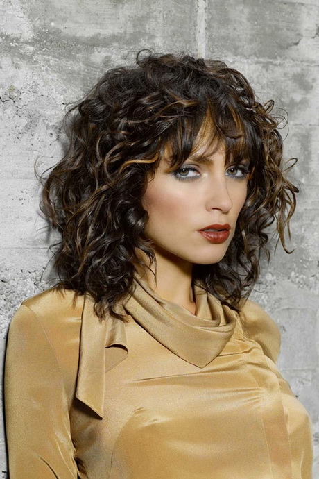 medium-curly-hairstyles-with-bangs-04-7 Medium curly hairstyles with bangs