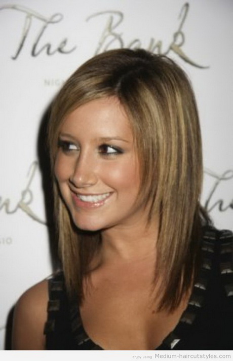 medium-length-hairstyles-with-side-bangs-13-7 Medium length hairstyles with side bangs