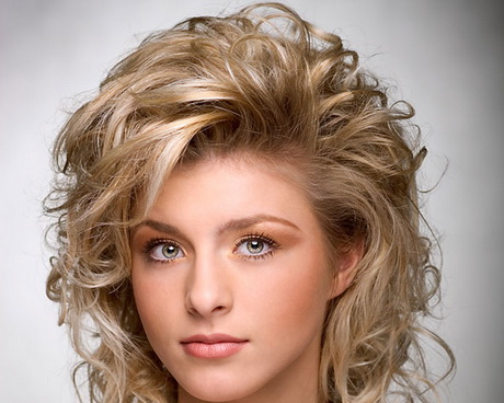 Medium Curly Hairstyles Layered