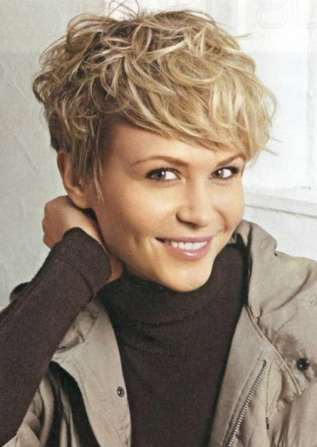 messy-short-hairstyles-for-women-18-16 Messy short hairstyles for women