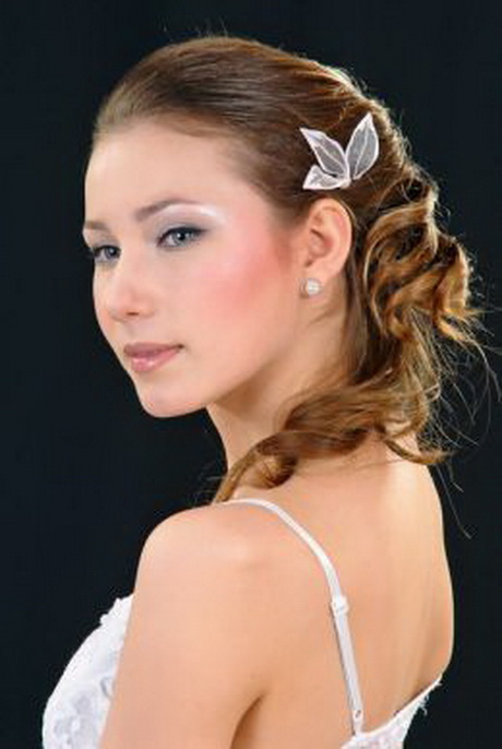 prom-hairstyles-for-shoulder-length-hair-38-11 Prom hairstyles for shoulder length hair