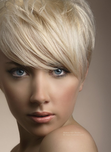 short-blonde-hairstyles-77-10 Short blonde hairstyles