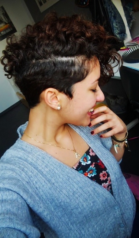 Short Curly Mohawk Hairstyles Style And Beauty 