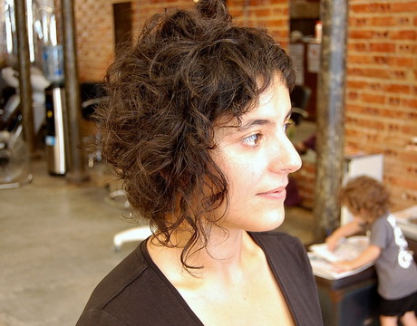 trendy-short-curly-hairstyles-07 Trendy short curly hairstyles