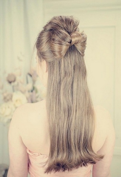 Wedding hairstyles for long straight hair