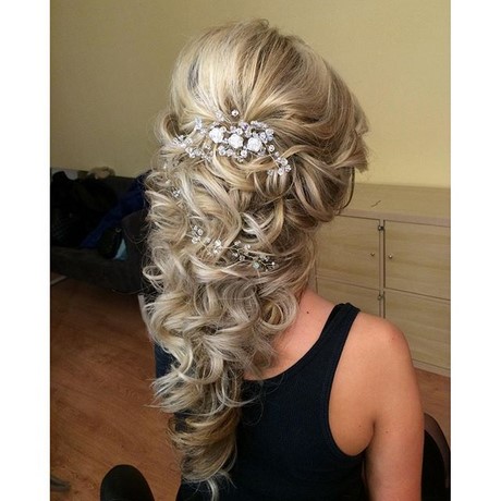 prom-hairstyles-for-2017-62_4 Prom hairstyles for 2017