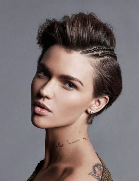 short-hairstyle-trends-for-2021-14_11 Short hairstyle trends for 2021