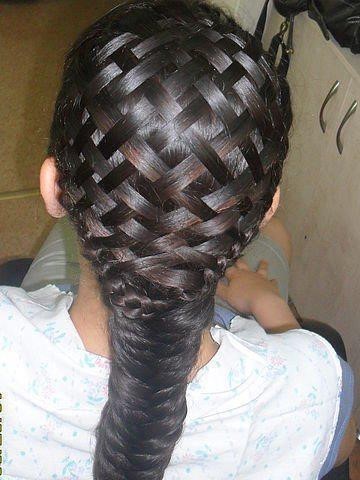 hairstyles-involving-braids-27_4 Hairstyles involving braids