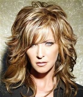 medium-length-hair-trends-2018-67_6 Medium length hair trends 2018