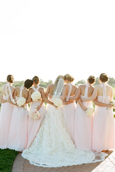 bride-and-bridesmaid-hairstyles-31_15 Bride and bridesmaid hairstyles