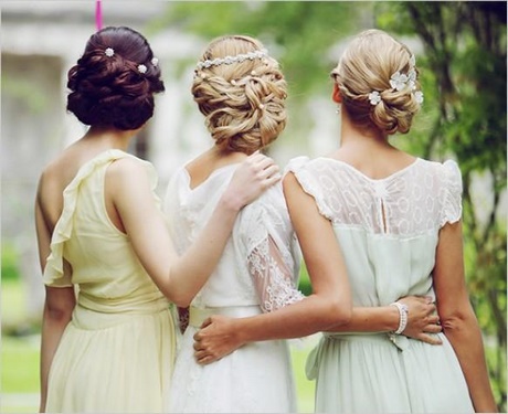 bridesmaid-pin-up-hairstyles-85_19 Bridesmaid pin up hairstyles