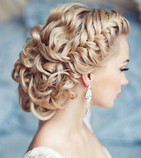 cute-bridesmaid-hairstyles-92_10 Cute bridesmaid hairstyles