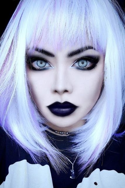 goth-hairstyles-81_7 Goth hairstyles