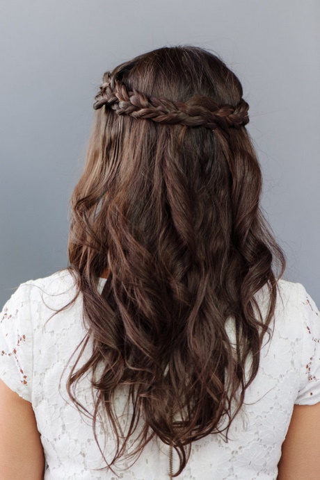 simple-wedding-hairstyles-for-bridesmaids-06 Simple wedding hairstyles for bridesmaids