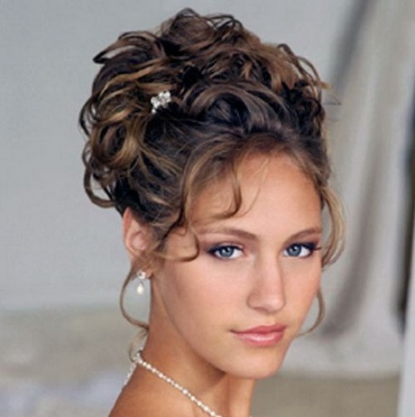 updos-for-curly-hair-for-prom-93_9 Updos for curly hair for prom