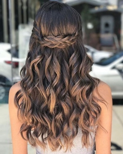 cute-prom-hairstyles-for-long-hair-2022-90_7 Cute prom hairstyles for long hair 2022