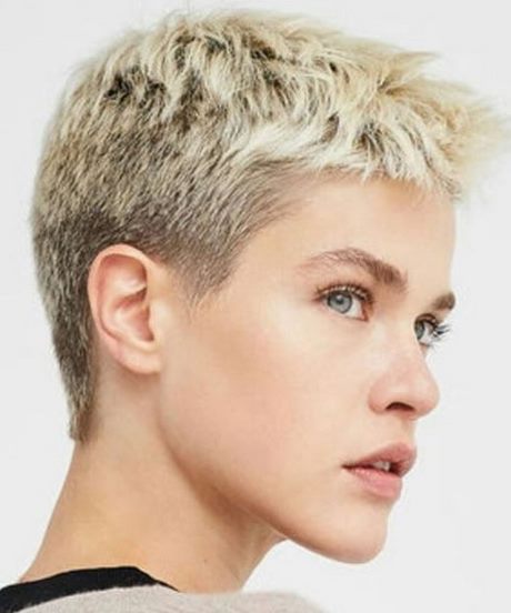 extremely-short-hairstyles-2022-92_6 Extremely short hairstyles 2022