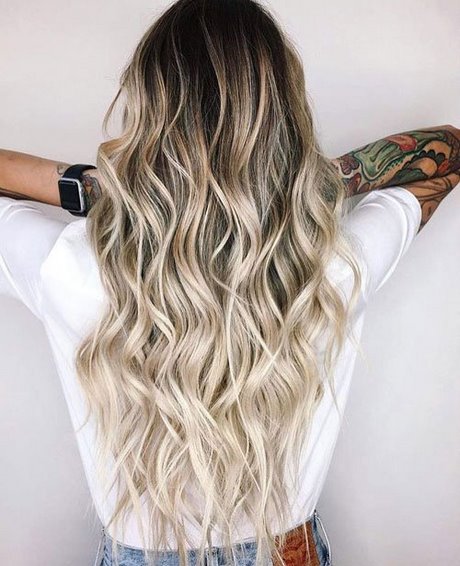 womens-long-hairstyles-2022-68_20 Women's long hairstyles 2022