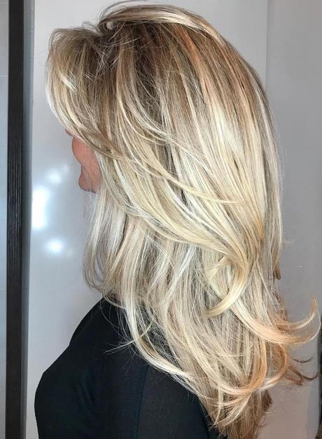 long-blonde-haircuts-2019-59_17 Long blonde haircuts 2019
