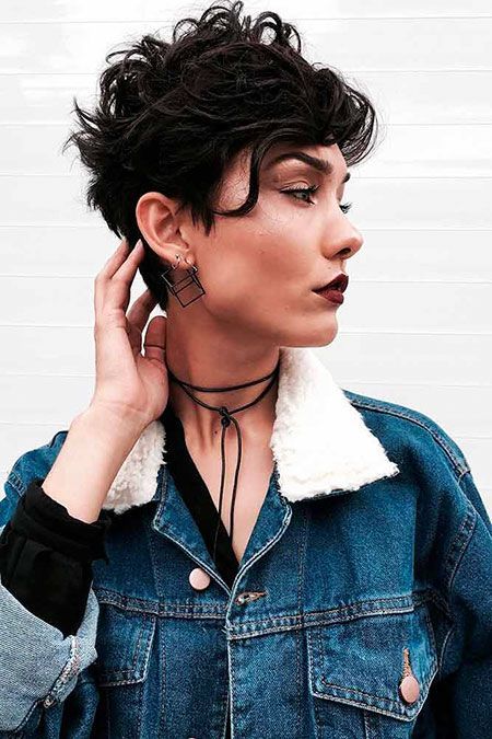 trendy-short-curly-hairstyles-2019-10_19 Trendy short curly hairstyles 2019
