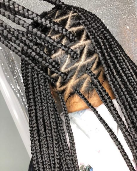 long-braids-hairstyles-2020-75_8 Long braids hairstyles 2020