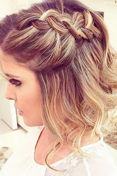 prom-hair-trends-2020-53_16 Prom hair trends 2020