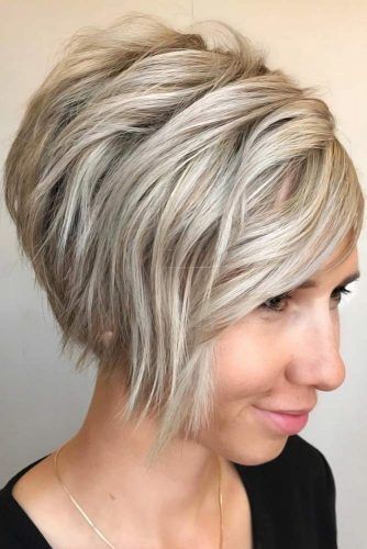 trendy-hairstyles-for-round-faces-2021-56_5 Trendy hairstyles for round faces 2021