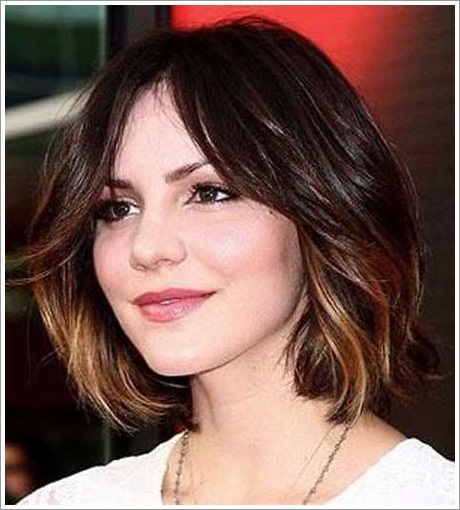 latest-short-haircut-for-round-face-68_15 Latest short haircut for round face