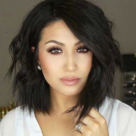 short-hairstyle-2018-for-round-face-83_12 Short hairstyle 2018 for round face