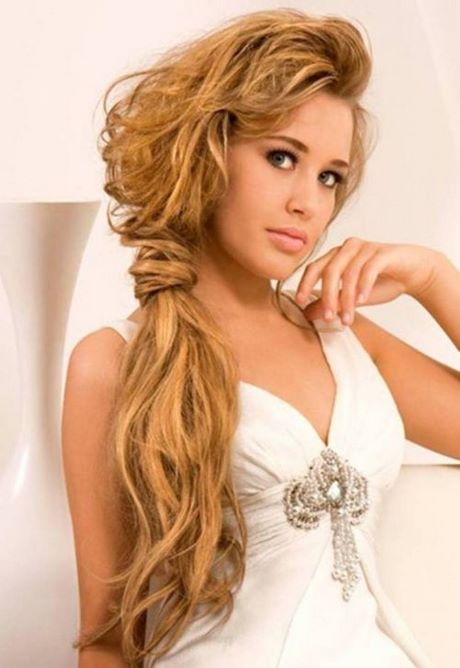 side-prom-hairstyles-for-long-hair-28_8 Side prom hairstyles for long hair