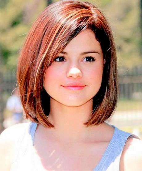 suitable-haircut-for-round-face-female-24_18 Suitable haircut for round face female